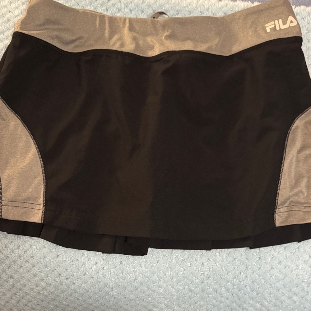 Fila Women's Black and Silver Skort